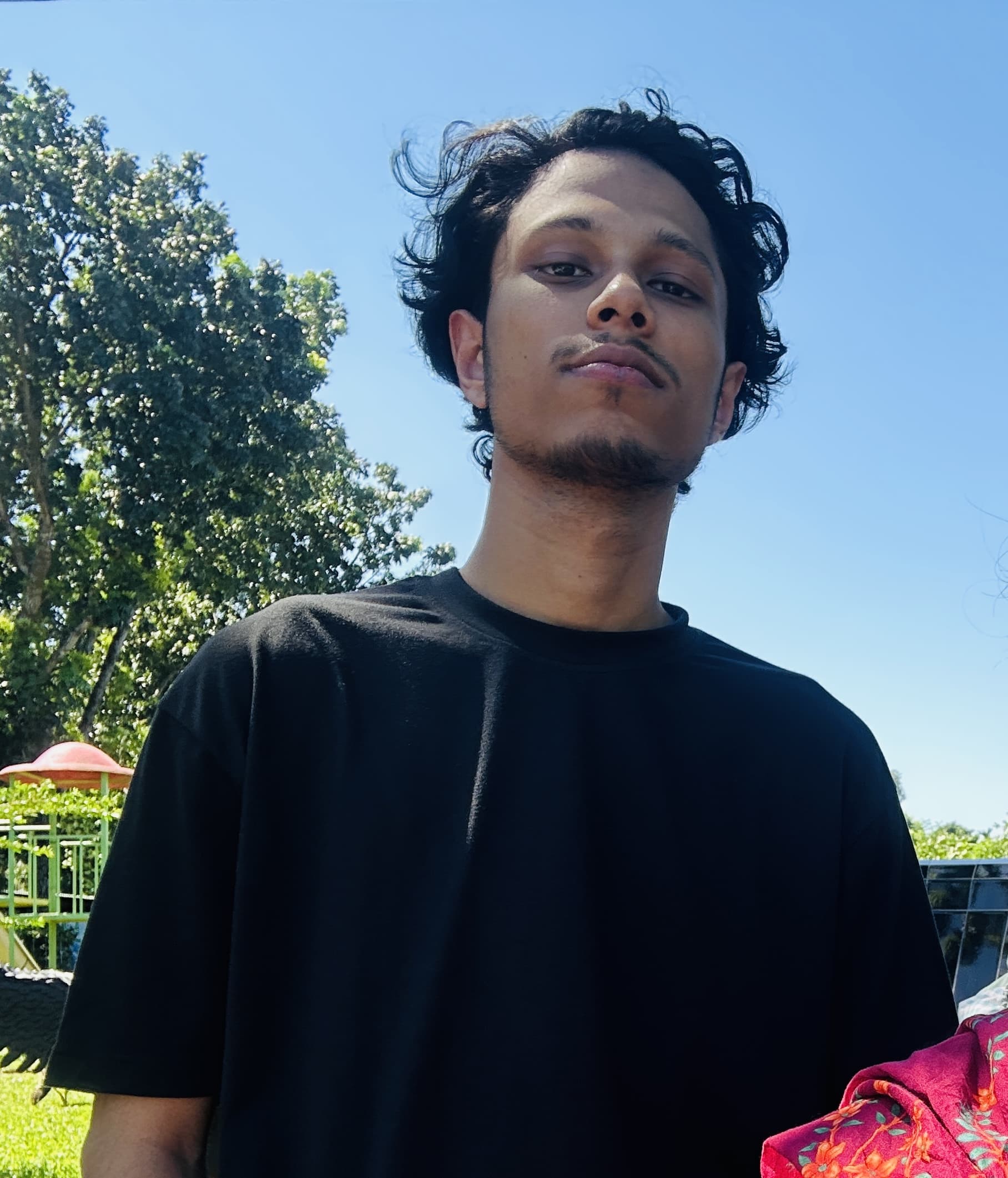 profile headshot of Mosabbir Maurf